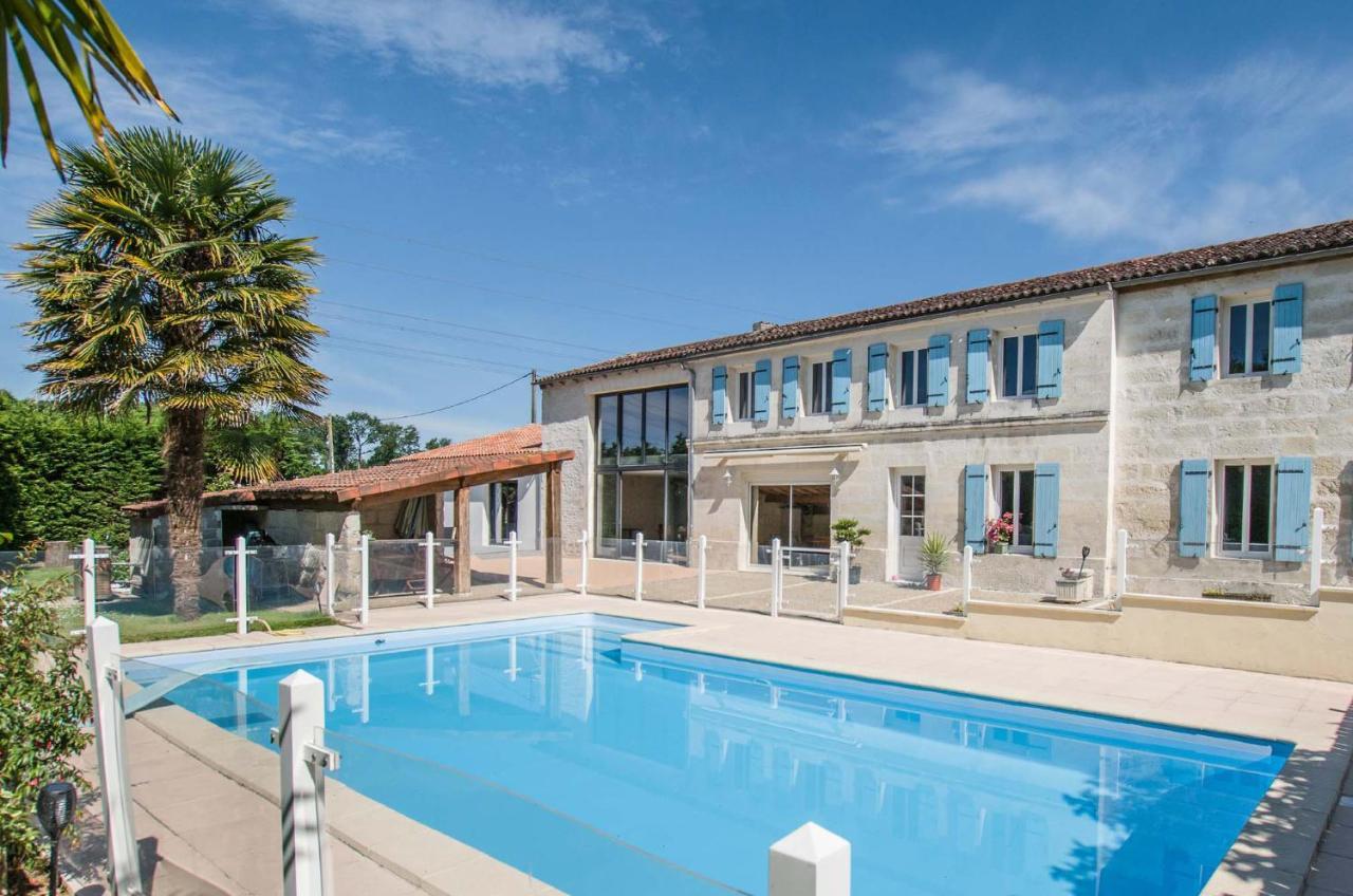 Les Cuves - Saintes Bed & Breakfast Chaniers Dış mekan fotoğraf